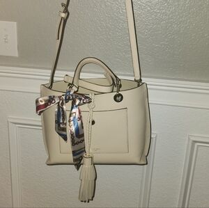 Henri Bendel Worth Avenue medium tote
